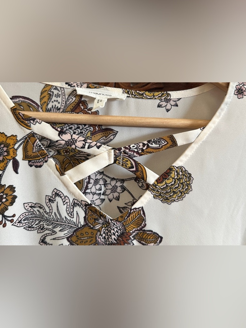 Maurice’s floral tunic blouse - Picture 5 of 9